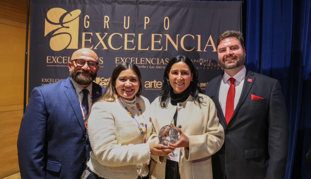 Playa del Carmen gana el Premio Excelencias Turísticas en la FITUR 2026 por la Ruta de la Miel y la Selva