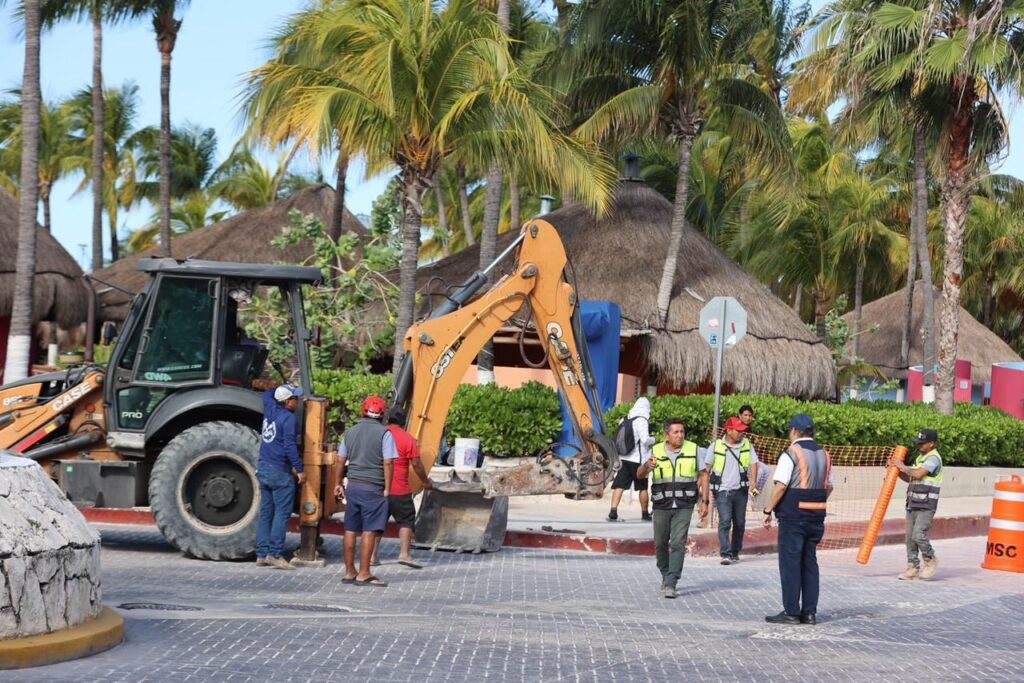 Gobierno de Isla Mujeres inicia primera etapa de obra integral en la avenida Rueda Medina