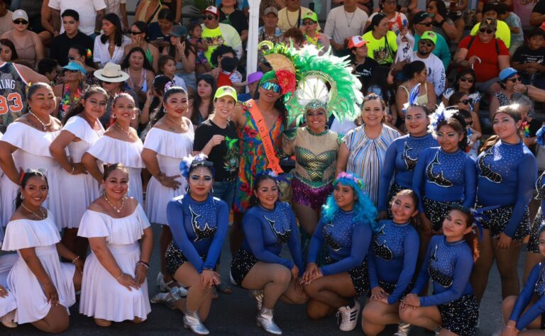 Realizan con éxito el tercer Desfile del Carnaval Isla Mujeres 2026