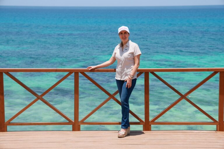 Gobierno de Isla Mujeres construye nuevo mirador en el Malecón Caribe