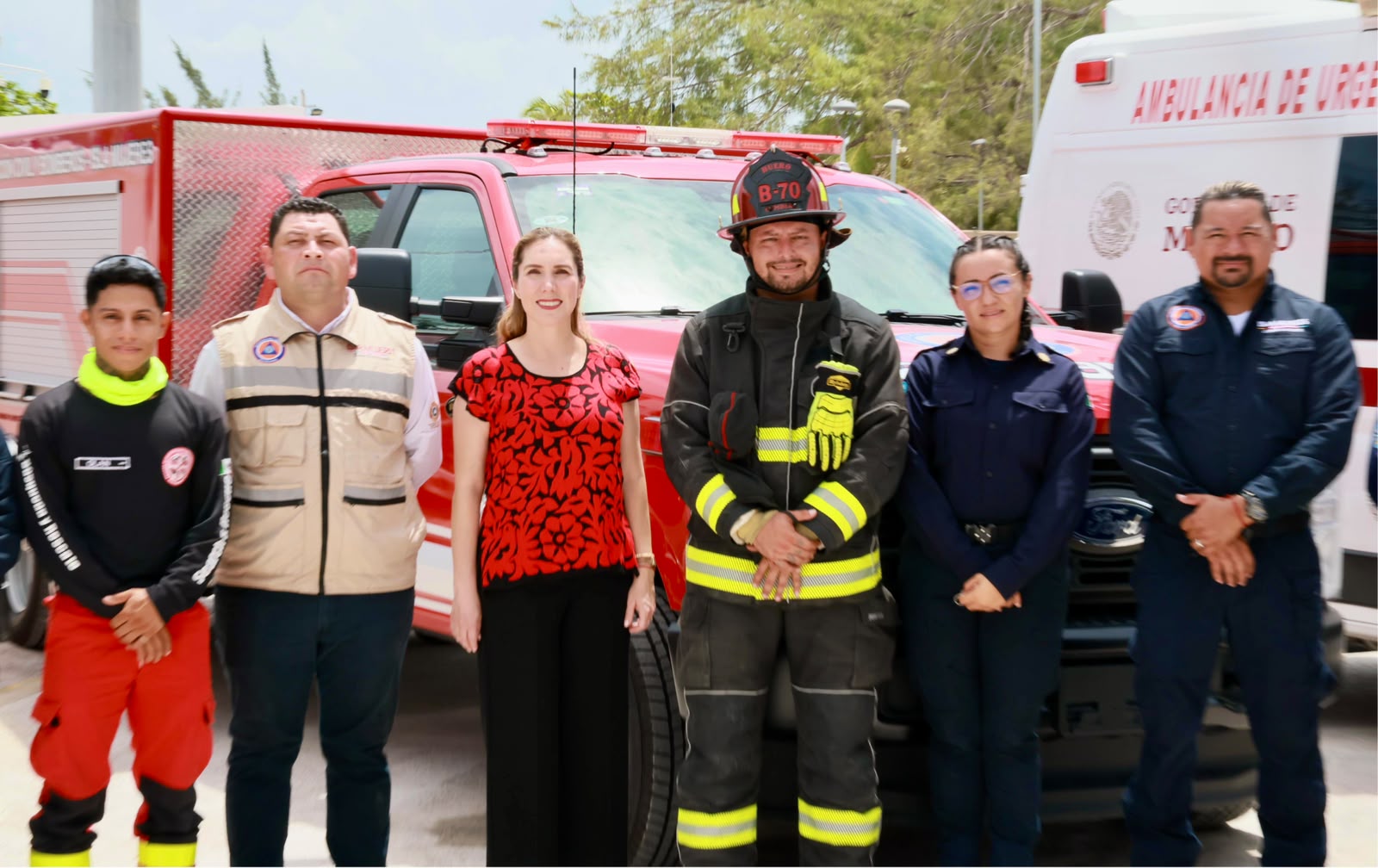Atenea Gómez Ricalde fortalece las condiciones de trabajo de los bomberos de Isla Mujeres