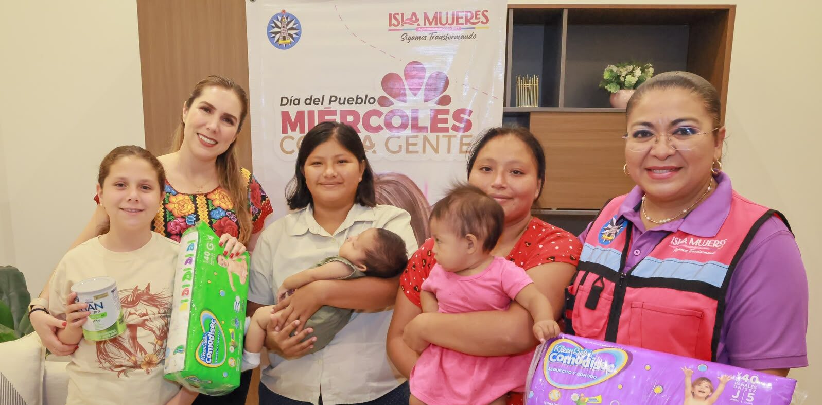 Atenea Gómez acerca atención directa a las familias de la Zona Continental con “Miércoles con la Gente”