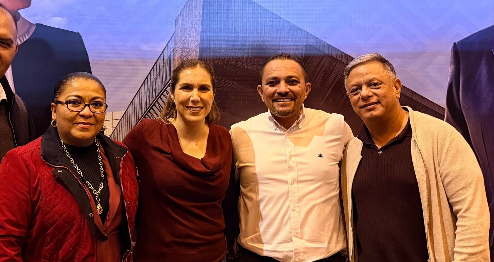 Atenea Gómez Ricalde participa en la celebración por los 15 años de MORENA