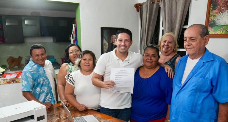 Renán Sánchez Tajonar se registra en el proceso para la Coordinación Municipal de los Comités de Defensa de la Transformación y la Soberanía Nacional en Cozumel