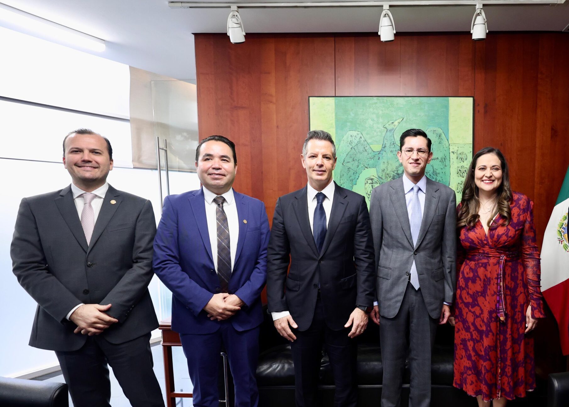 La soberanía y el interés nacional no se negocian, no se limitan, no se subordinan a nadie: secretario Roberto Velasco ante el Senado